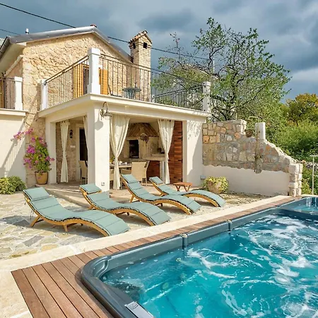 Grmanski Dvori Nyaraló